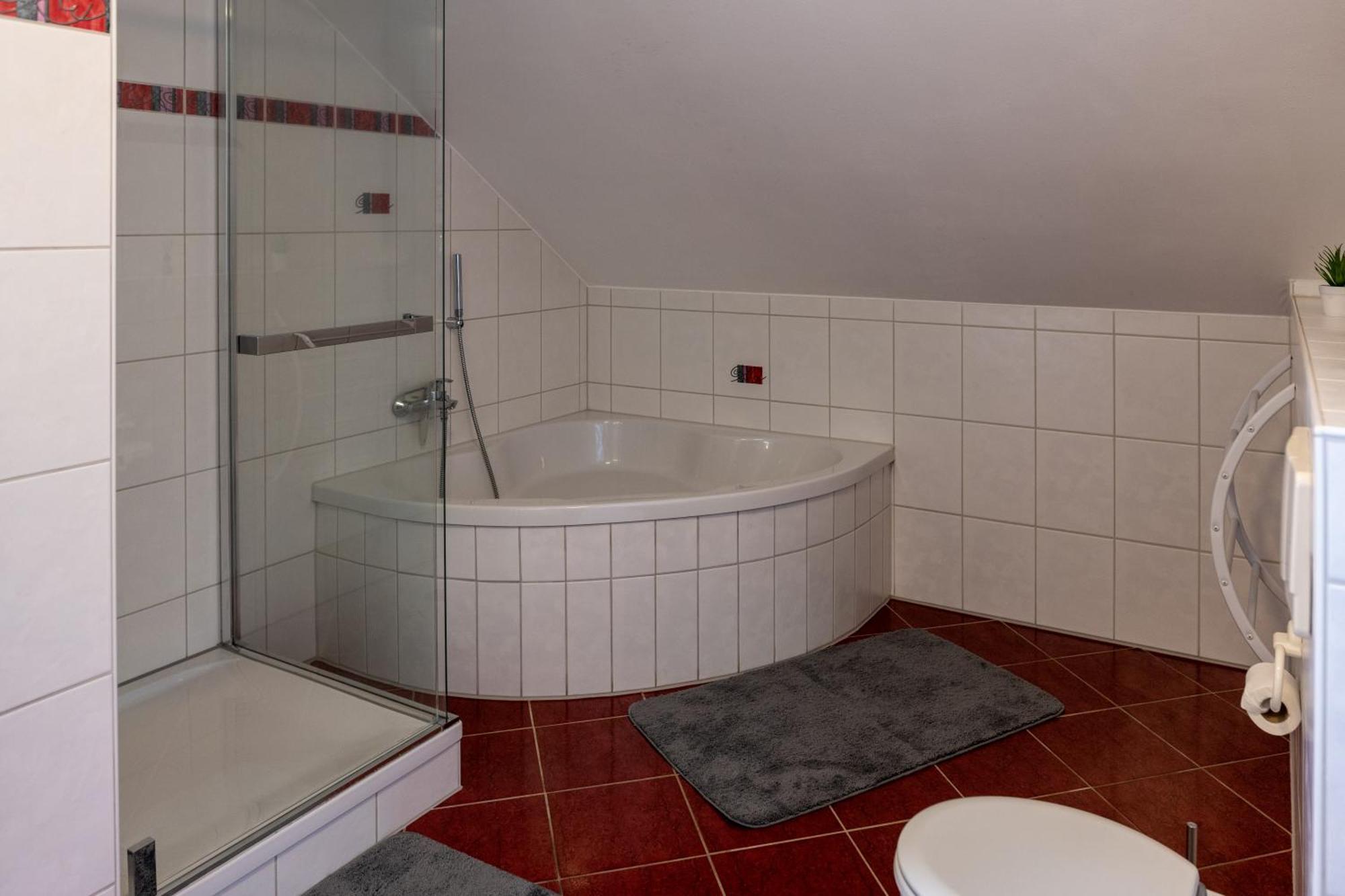 Ganzes Ferienhaus In Leipzig Mit Garage Und Fussbodenheizung Exteriér fotografie
